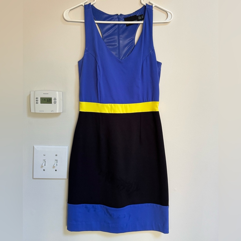 Cynthia Rowley | Colorblock Racerback Dress - Picture 3 of 6
